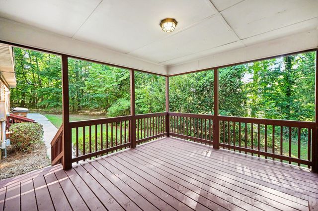 304 Julia Drive, Lincolnton, NC 28092