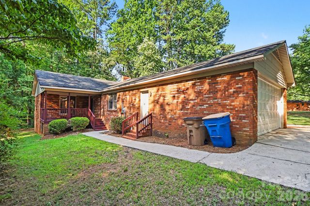 304 Julia Drive, Lincolnton, NC 28092