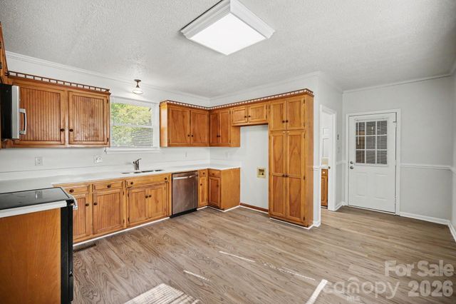 304 Julia Drive, Lincolnton, NC 28092