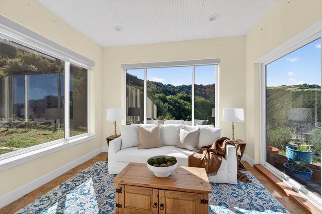 17599 Montebello Road, Cupertino, CA 95014