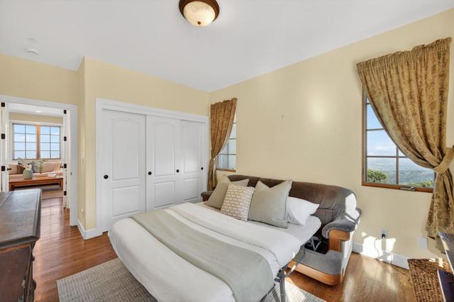 17599 Montebello Road, Cupertino, CA 95014