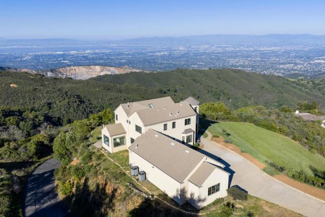 17599 Montebello Road, Cupertino, CA 95014