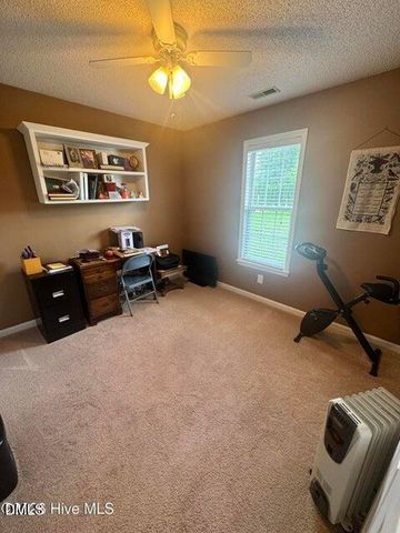 124 Stockbridge Drive, Selma, NC 27576