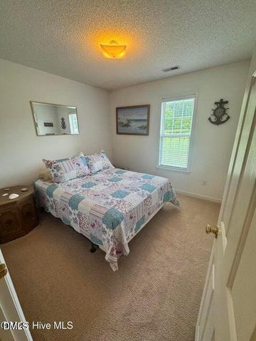 124 Stockbridge Drive, Selma, NC 27576