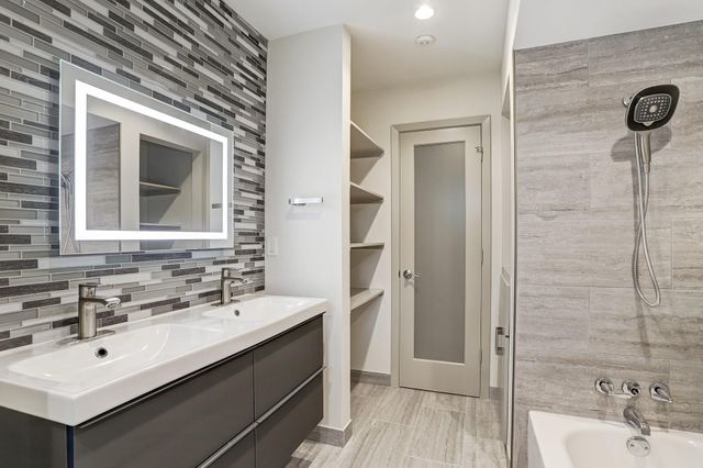 5138 Rutherglenn Drive, Houston, TX 77096