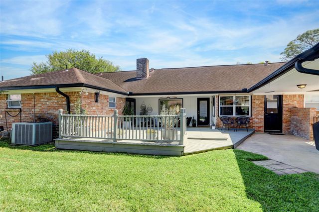 5138 Rutherglenn Drive, Houston, TX 77096