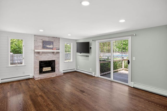 12 Sarah Lawrence Road, Sandwich, MA 02563