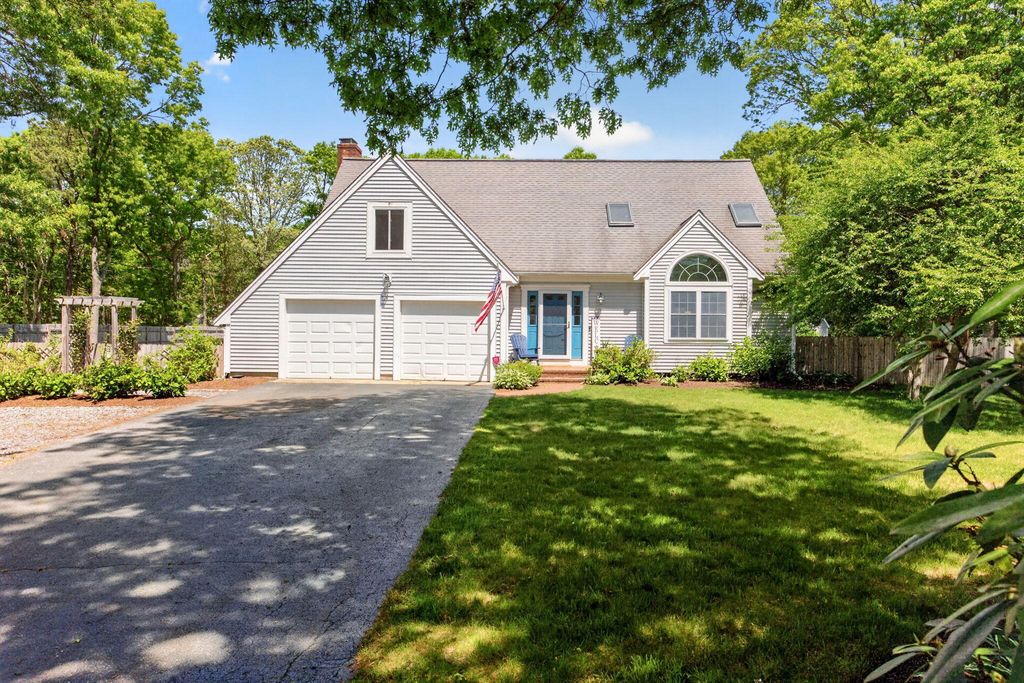 12 Sarah Lawrence Road, Sandwich, MA 02563