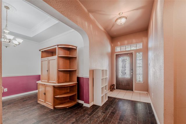 7714 Broken Arrow Street, Baytown, TX 77521