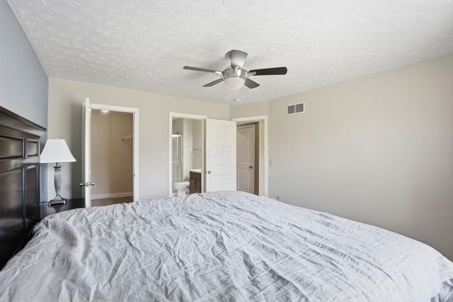 487 Greenhill Drive, Groveport, OH 43125