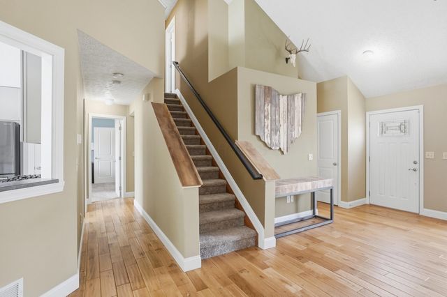 487 Greenhill Drive, Groveport, OH 43125