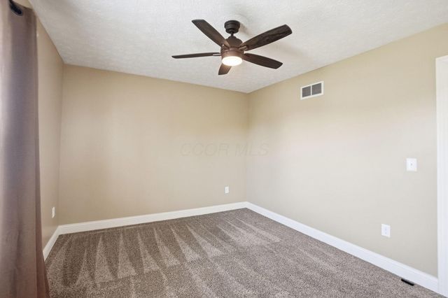 487 Greenhill Drive, Groveport, OH 43125