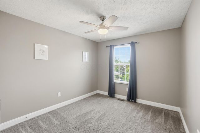 487 Greenhill Drive, Groveport, OH 43125