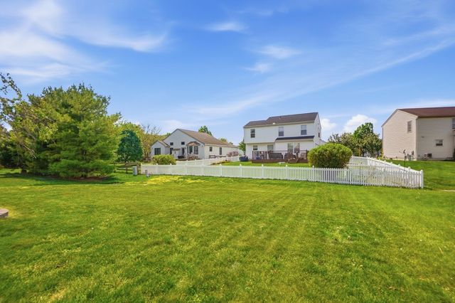 487 Greenhill Drive, Groveport, OH 43125