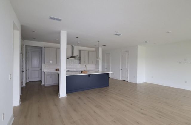 5699 LEAFLET TRAIL, Mount Dora, FL 32757