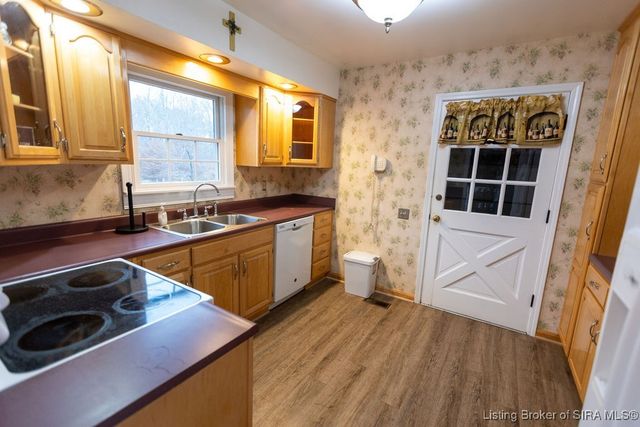 3720 Flemar Drive, Floyds Knobs, IN 47119