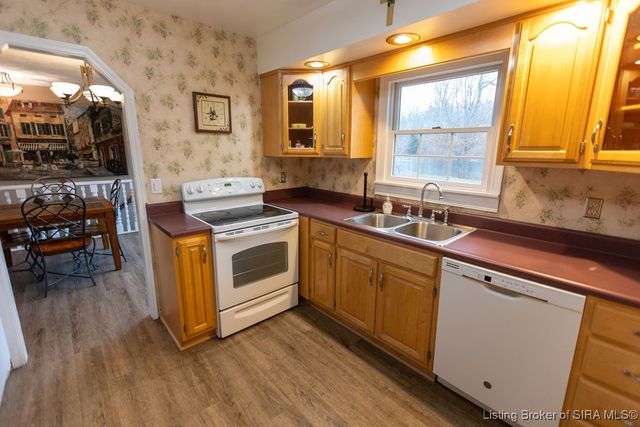 3720 Flemar Drive, Floyds Knobs, IN 47119