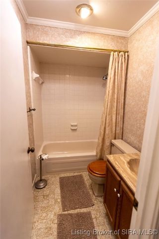 3720 Flemar Drive, Floyds Knobs, IN 47119