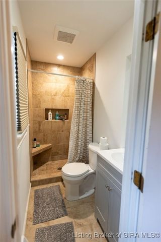 3720 Flemar Drive, Floyds Knobs, IN 47119