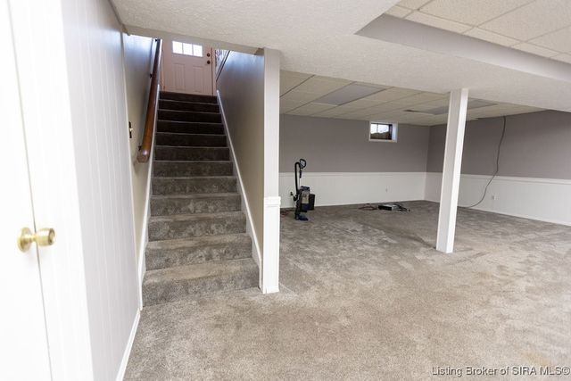 3720 Flemar Drive, Floyds Knobs, IN 47119