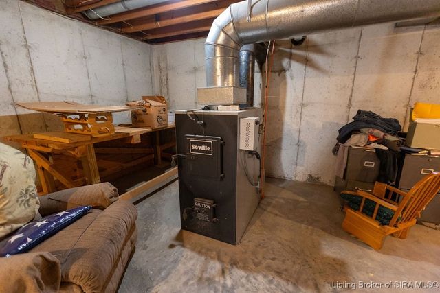 3720 Flemar Drive, Floyds Knobs, IN 47119