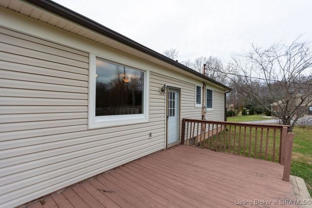 3720 Flemar Drive, Floyds Knobs, IN 47119