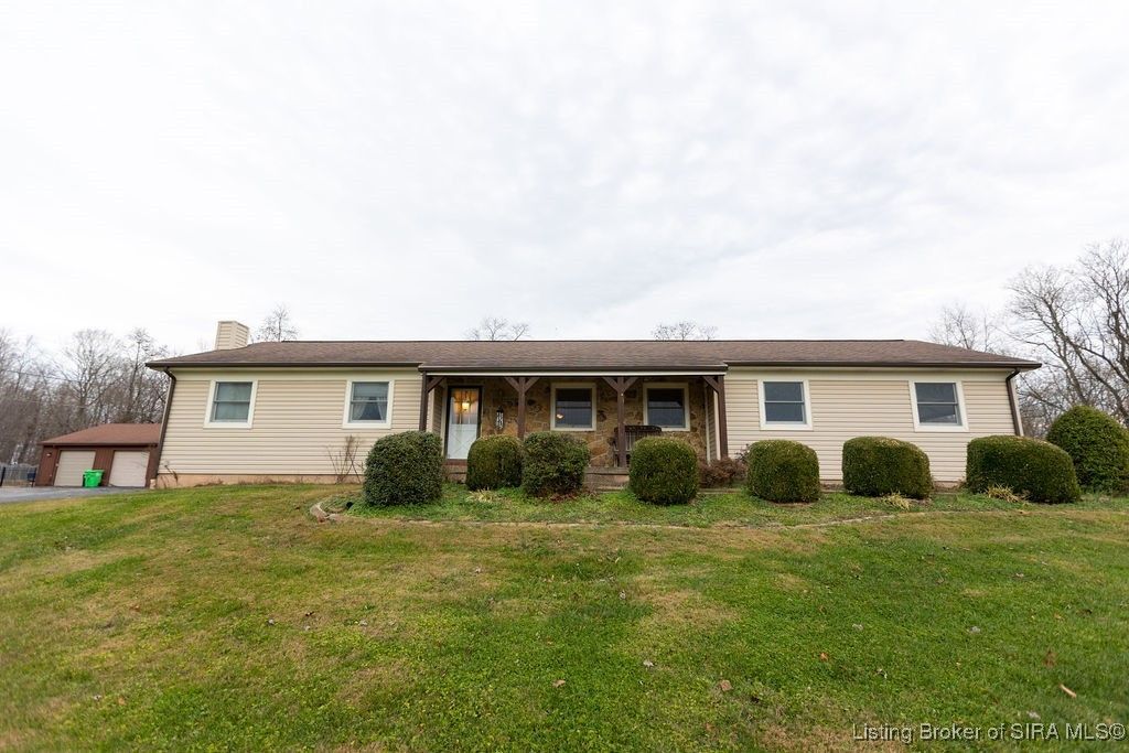 3720 Flemar Drive, Floyds Knobs, IN 47119
