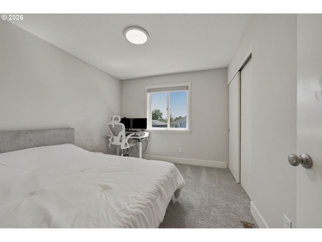 207 W LAUREL St, Washougal, WA 98671