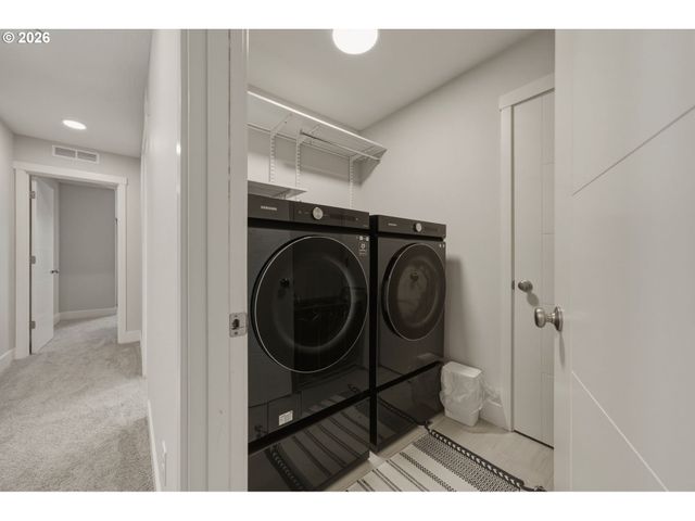 207 W LAUREL St, Washougal, WA 98671