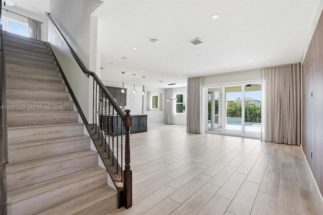 1512 Bursera Ter, Hollywood, FL 33021