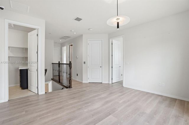 1512 Bursera Ter, Hollywood, FL 33021