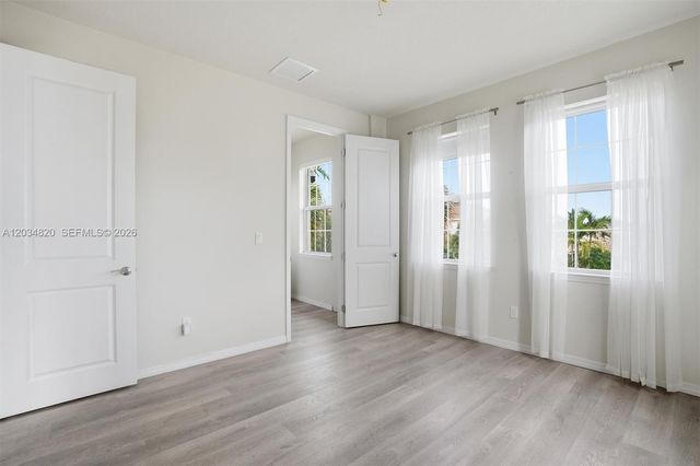1512 Bursera Ter, Hollywood, FL 33021