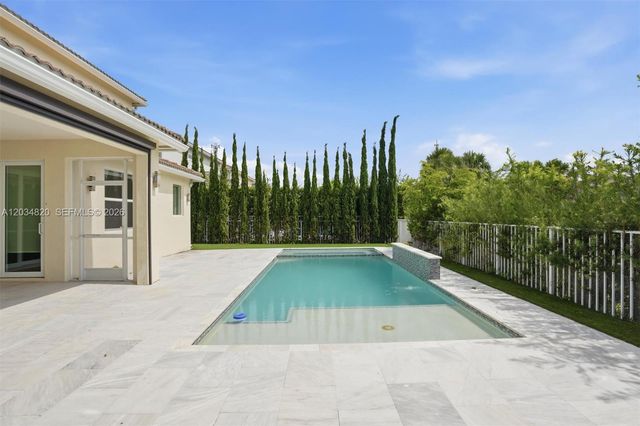 1512 Bursera Ter, Hollywood, FL 33021
