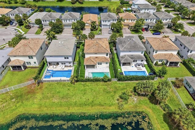 1512 Bursera Ter, Hollywood, FL 33021