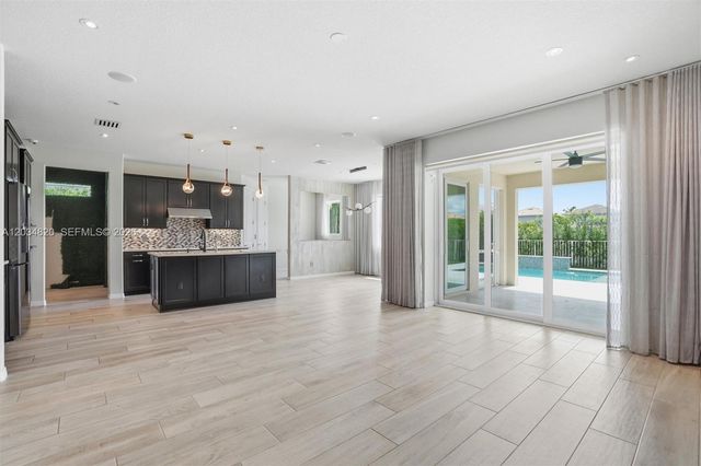 1512 Bursera Ter, Hollywood, FL 33021