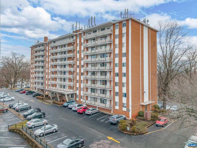 1800 JEFFERSON PARK AVE #410, Charlottesville, VA 22903