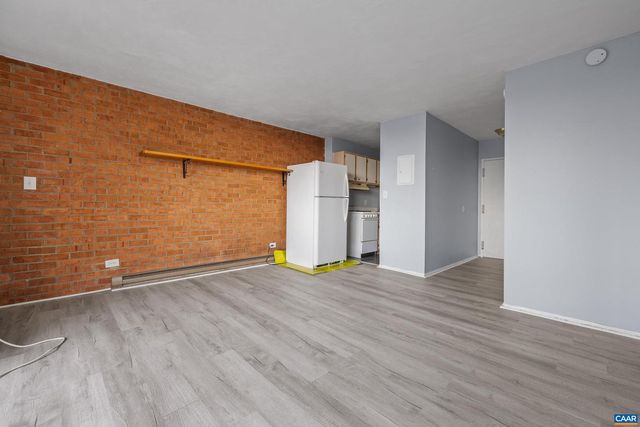 1800 JEFFERSON PARK AVE #410, Charlottesville, VA 22903