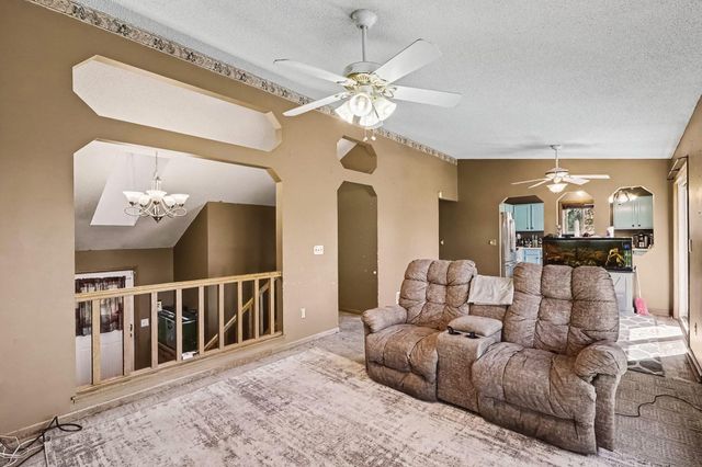 7850 Grinnell Court E, Lakeville, MN 55044