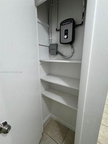 1746 N 3rd Avenue N 10, Lake Worth, FL 33460