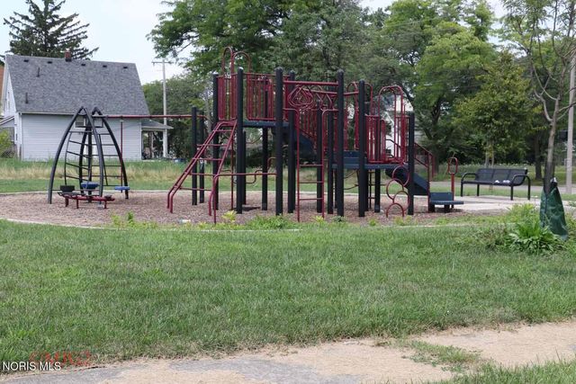 723 Ashwood Avenue, Toledo, OH 43608
