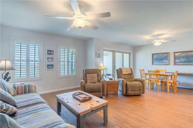 620 S Fulton Beach 708, Rockport, TX 78382