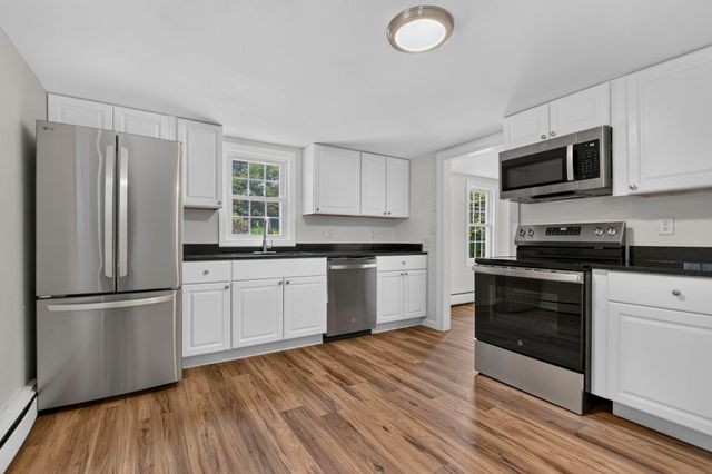 116 Exeter Road, Newmarket, NH 03857