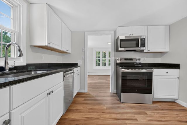 116 Exeter Road, Newmarket, NH 03857