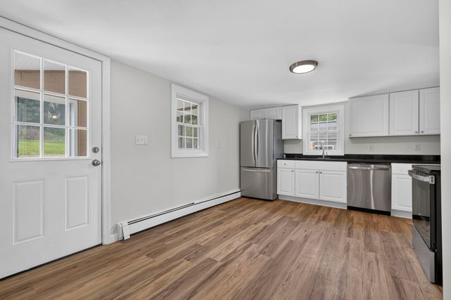 116 Exeter Road, Newmarket, NH 03857