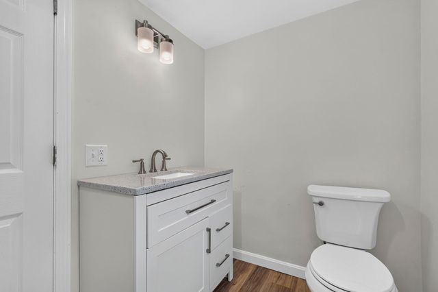 116 Exeter Road, Newmarket, NH 03857