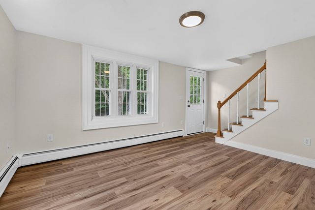 116 Exeter Road, Newmarket, NH 03857