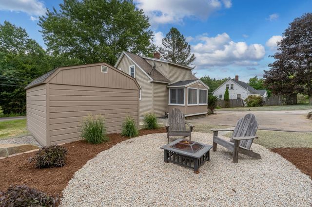 116 Exeter Road, Newmarket, NH 03857