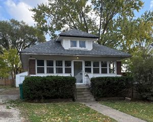 812 W Park Avenue, Joliet, IL 60436