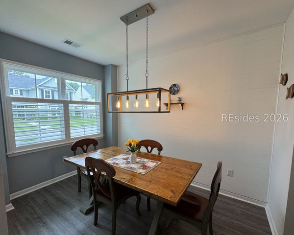 2708 Bluestem Dr, Beaufort, SC 29902