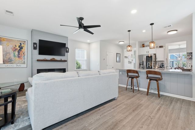 2708 Bluestem Dr, Beaufort, SC 29902